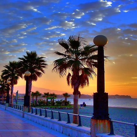 Aparment Neptuno- Located On The Promenade A Few Metres From The Beach. Эстепона Экстерьер фото