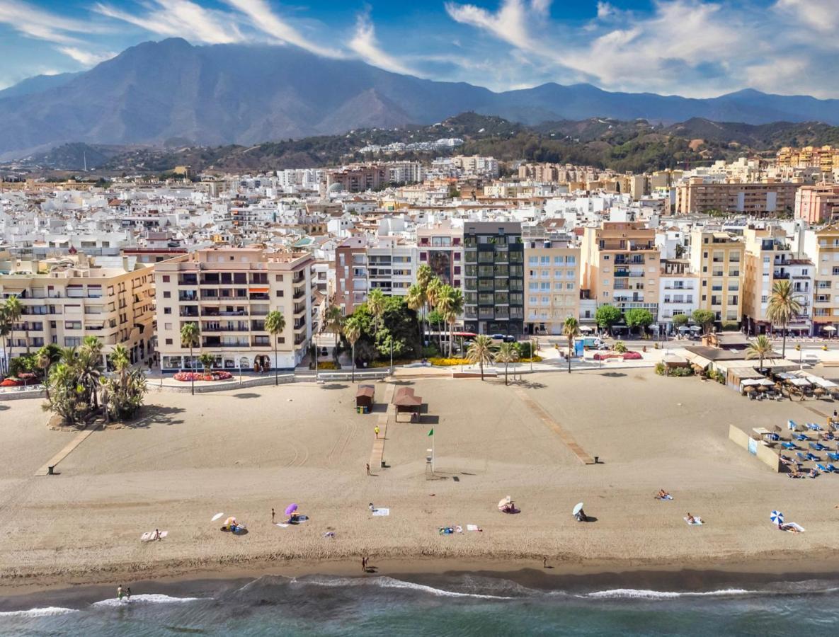 Aparment Neptuno- Located On The Promenade A Few Metres From The Beach. Эстепона Экстерьер фото