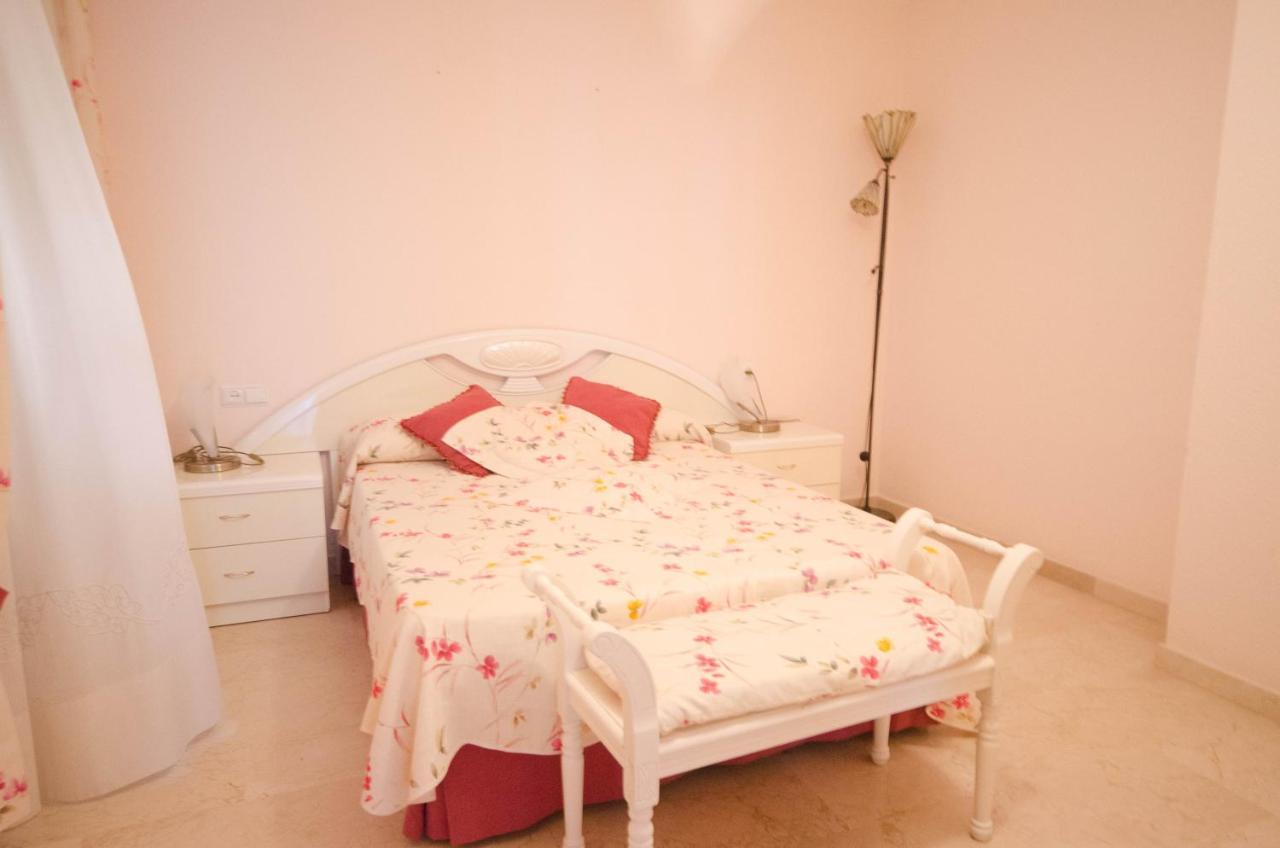 Aparment Neptuno- Located On The Promenade A Few Metres From The Beach. Эстепона Экстерьер фото
