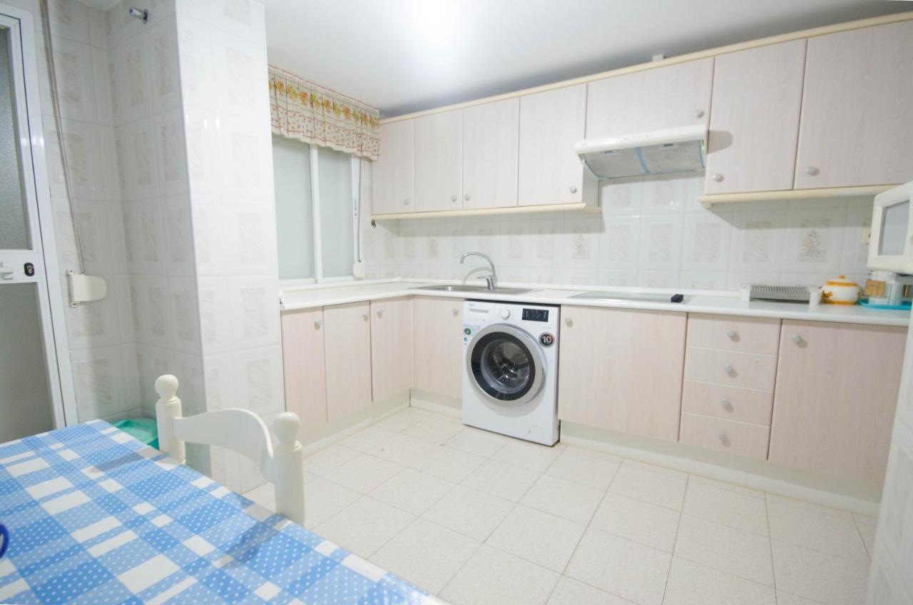 Aparment Neptuno- Located On The Promenade A Few Metres From The Beach. Эстепона Экстерьер фото