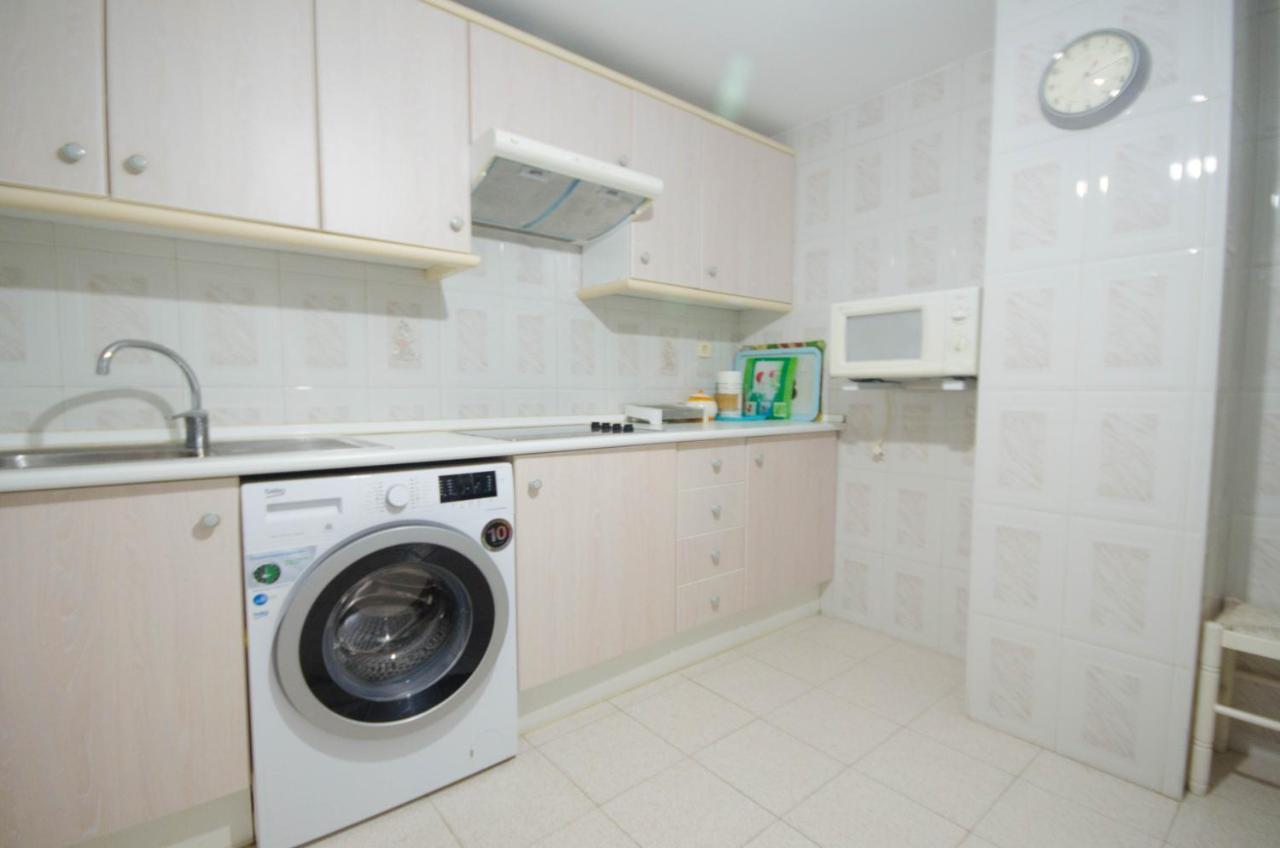Aparment Neptuno- Located On The Promenade A Few Metres From The Beach. Эстепона Экстерьер фото