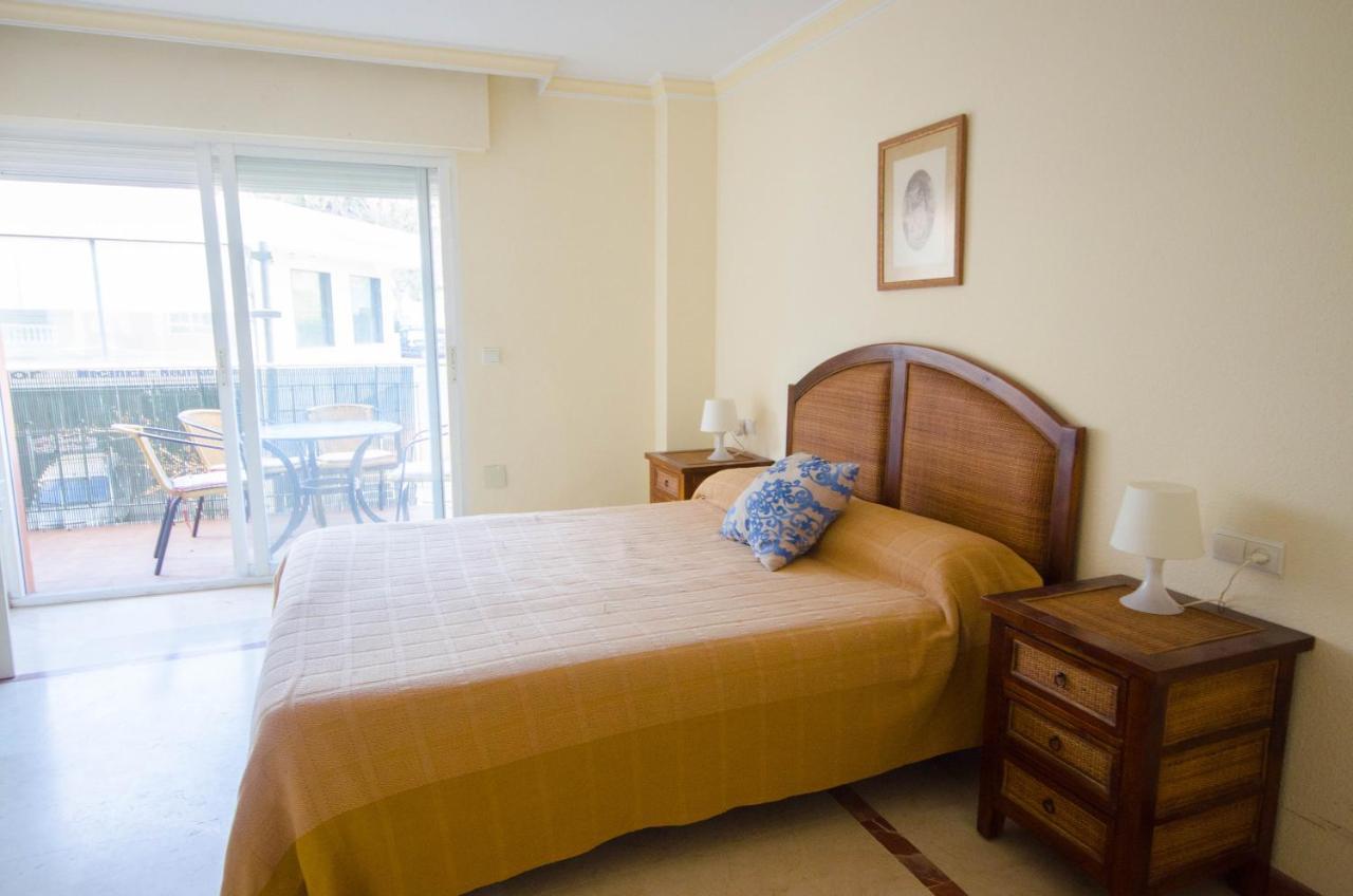 Aparment Neptuno- Located On The Promenade A Few Metres From The Beach. Эстепона Экстерьер фото