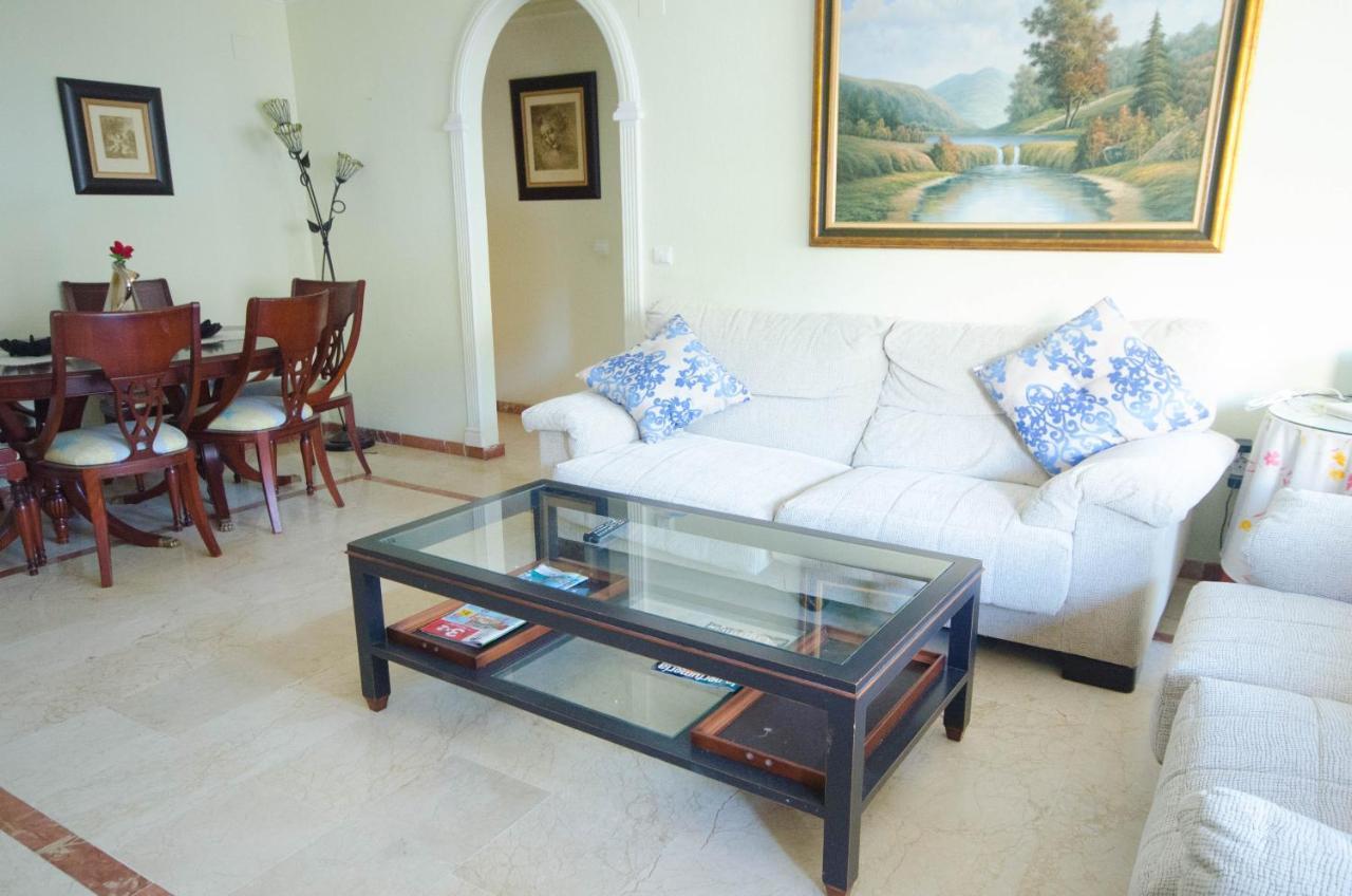 Aparment Neptuno- Located On The Promenade A Few Metres From The Beach. Эстепона Экстерьер фото